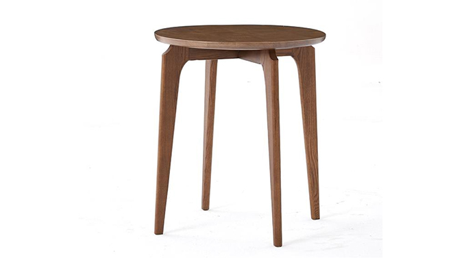 Low solid wood bar stool